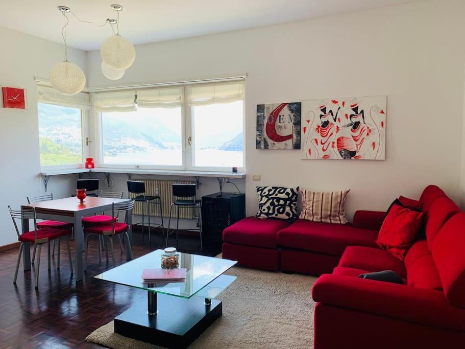 Look Giovane Per Una Casa Vista Lago Como Exterior foto